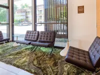 Best Western Plus Glendale Hotel berhampiran Kolej Occidental