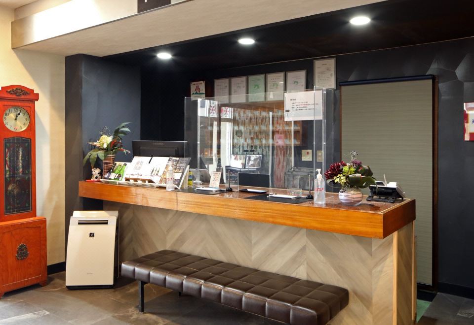 고가쿠 호텔의 외관 야경 이미지