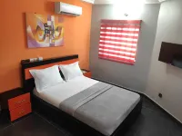 Standard Double Bed Bedroom in Lome Togo 골프 호텔