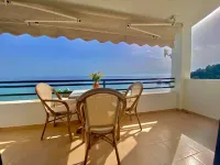 Corfu Glyfada Menigos Resort 86 فنادق في Ermones