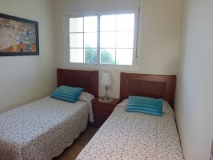 Lovely Bedroom, 2 Bathroom Apartment with Pool
