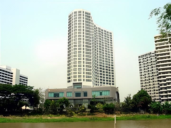 1. Sheraton..