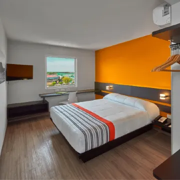 City Express Junior by Marriott León Centro de Convenciones