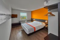 City Express Junior by Marriott León Centro de Convenciones Hotels near Salon La Fuente Gran Jardin