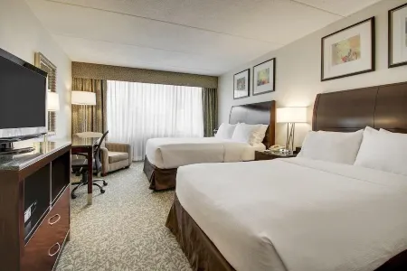 Holiday Inn Westbury-Long Island