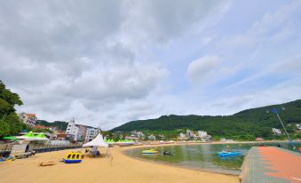 Geoje Oedo Yeohaeng Pension