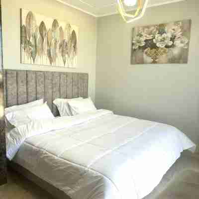 Luxury Rooftop Wifi, AC, Outdoor Barbecue Rooms