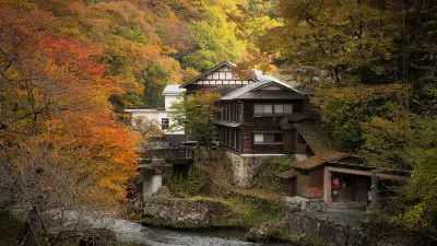 Osawa Onsen Sansuikaku Hotels near 宮澤賢治記念館への階段