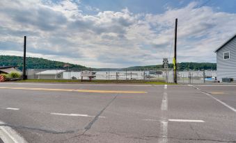 Stylish Harveys Lake Apt - Steps to the Water!