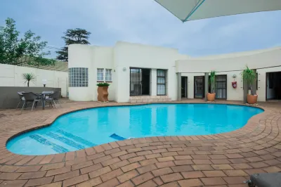 President Lodge Hotel di 