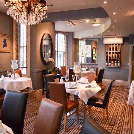 Regent Hotel Doncaster Отели в г. Донкастер