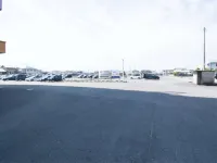 Kanonji Grand Hotel - parking