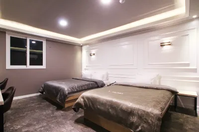 Gumi Wonpyeong-Dong Hotel V Hotels near Korea National Open University