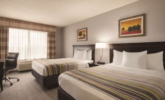 Country Inn & Suites by Radisson, West Bend, WI