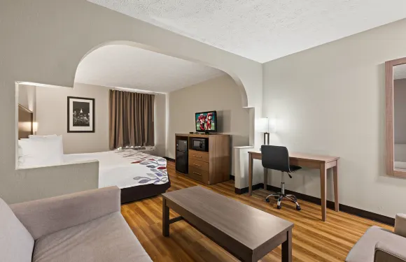 紐南紅頂套房酒店