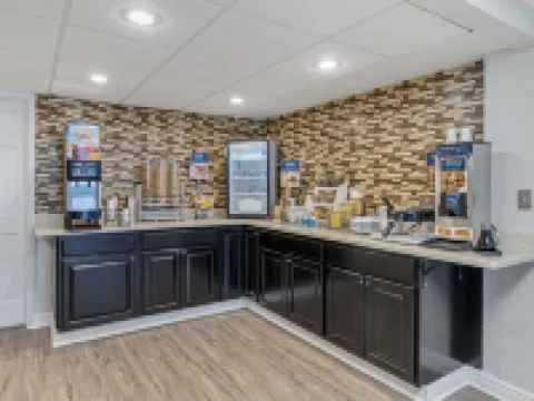 Clarion Pointe Hotels in Jasper