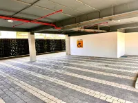巴里利温德姆華美達安可酒店 - 停車場