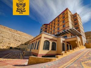 Petra Canyon Hotel