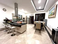 Mansion with a Million Dollar View @Sentul City Babakan Madang 호텔