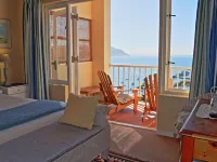 Albatross Guest House Hotels near Long Beach