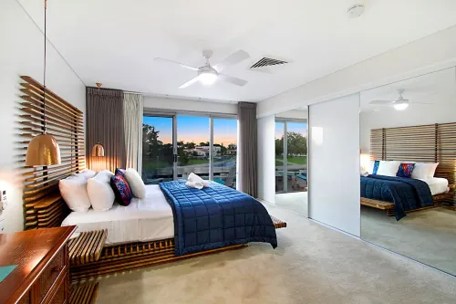 Luxico Whitehaven (Heated Pool) Hotels in Broadbeach Waters