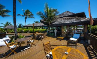 Sombra e Água Fresca Resort