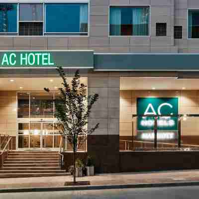 AC Hotel Cincinnati at the Banks Hotel Exterior
