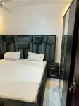 Star Light Apt #3 @ the Retreat Apartments Brusubi roundabout/ turntable 주변 호텔