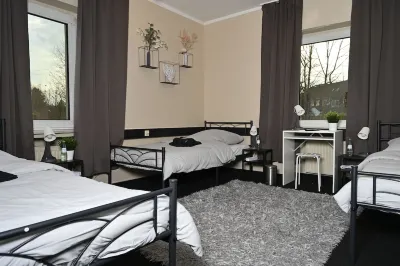 Pott Hostel - Zimmervermietung in Essen Hotels in der Nähe von Lotto Toto Schreibwaren und Geschenkartikel Wieschermann