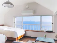 Ile D’or Café & Guest House