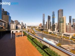 Flinders Luxury Penthouse