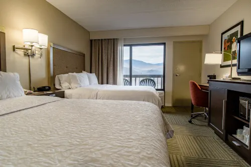 Hampton Inn Caryville-I-75/Cove Lake State Park Hotels in Campbell County