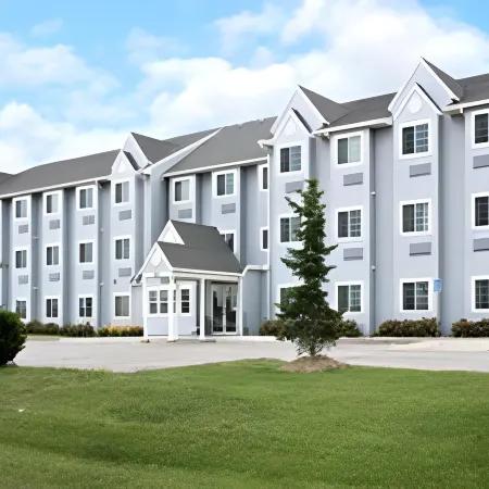 Microtel Inn & Suites by Wyndham Ames