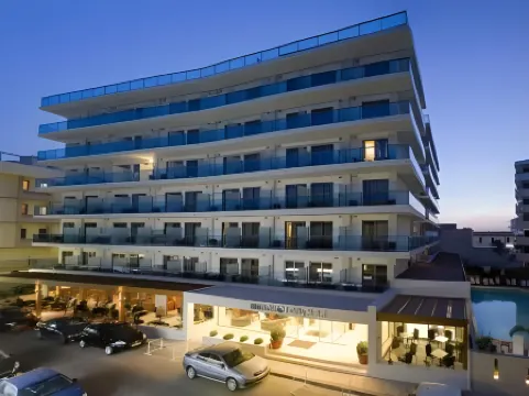 Manousos City Hotel Отели рядом с достопримечательностью «Родос»