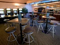 Heritage Inn Hotel & Convention Centre - Moose Jaw - bar