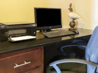 Super 8 by Wyndham Groesbeck