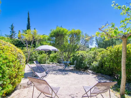 Le Farigoulo Отели рядом с достопримечательностью «Mas de Pierredon - Camping Sanary-sur-Mer - CAMPASUN»