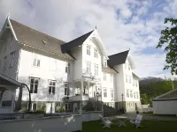 Gloppen Hotell - by Classic Norway Hotels Hotels in Sandane