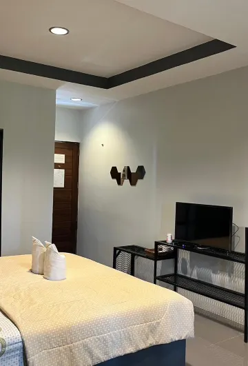 ห้องสุพีเรียร์ริมสระว่ายน้ำ