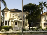 Cheshire Cat Inn & Cottages