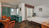 Sol Los Fenicios - Parvekkeita