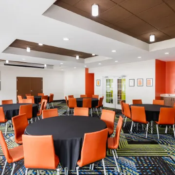 Holiday Inn Express & Suites SPRING HILL by IHG