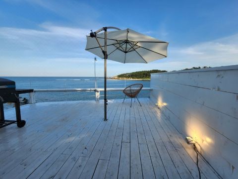 포항 화이트웨일 전경