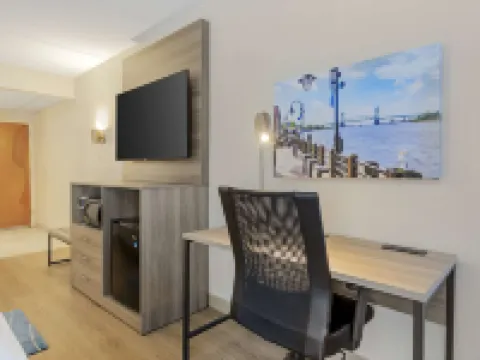 เบสท์เวสเทิร์นพลัส วิลมิงตัน/ไรท์สวิลล์บีช โรงแรมในวิลมิงตัน