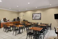 Super 8 by Wyndham Roseburg Hotels in Roseburg