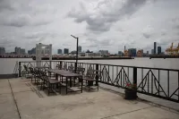 ARTTRA VILLA فنادق في Phra Pradaeng