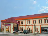 HOTEL DEWATA YIA KULONPROGO - parkir