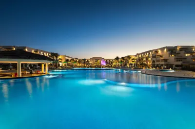 Mövenpick Waterpark Resort & Spa Soma Bay Hotels in Qesm Safaga