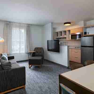 TownePlace Suites College Station Rooms