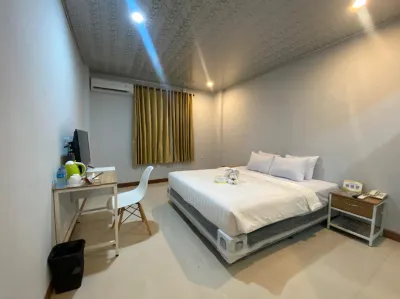 Riverside Smart Hotel Các khách sạn ở Sananwetan